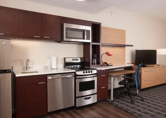Towneplace By Marriott South Hotel